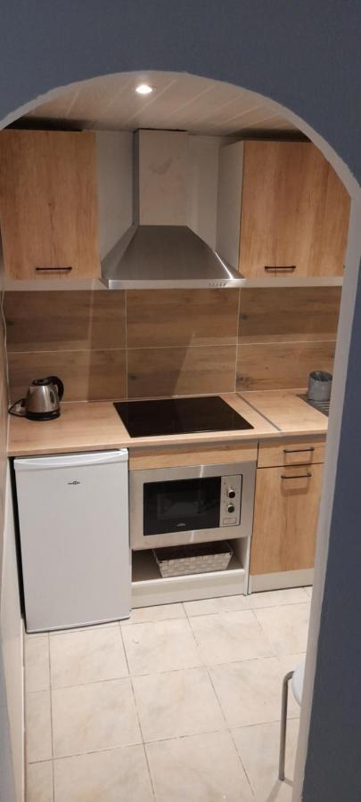 פרפיניין Tres Belle Appartement F1 Bis מראה חיצוני תמונה